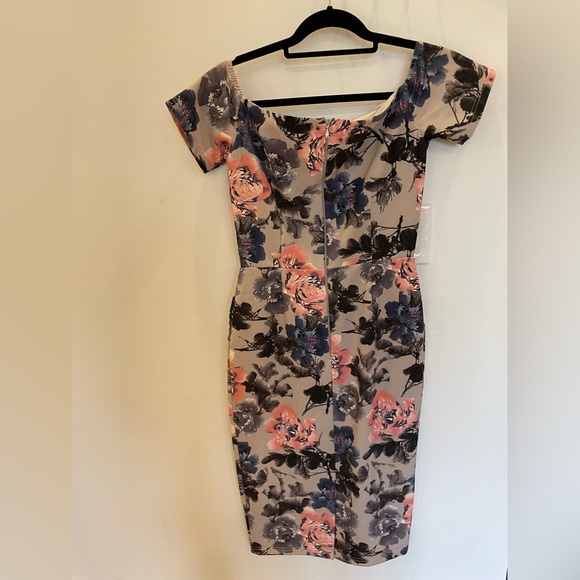 Paper Dolls Pencil Dress In Bold Floral Print - Picture 6 of 9